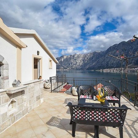 Vasko & Jana Lägenhet Kotor Exteriör bild