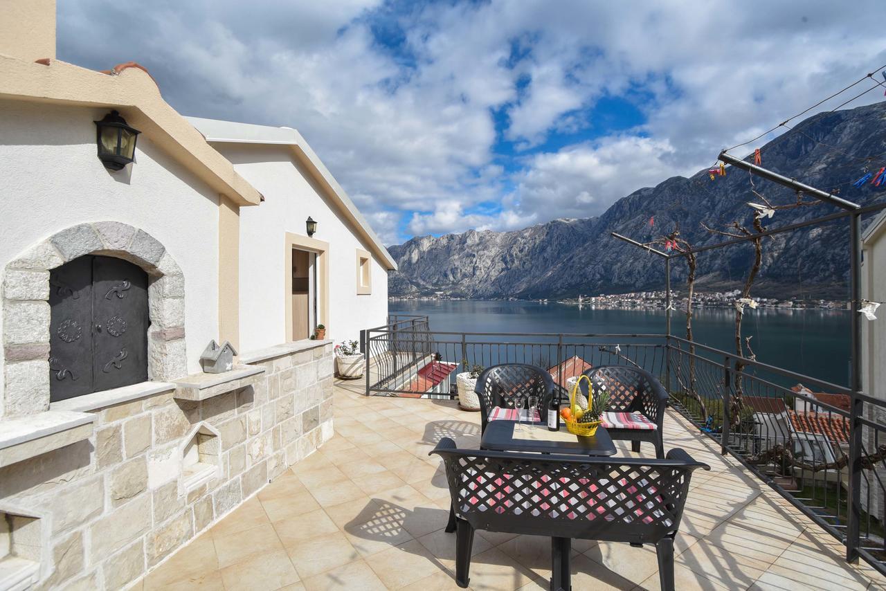 Vasko & Jana Lägenhet Kotor Exteriör bild